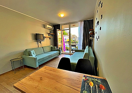 Beautiful studio with a pool view. Photo 5 Beautiful studio with a pool view. Photo 5