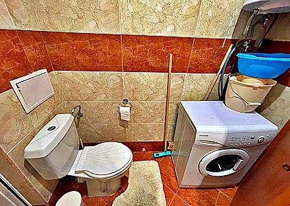 Просторная студия с видом на бассейн. Фото 13