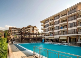 Stilvolle Wohnung in einem wunderschönen Komplex in Sveti Vlas. Foto 1