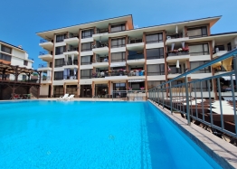 Spacious two-room apartment with sea view in Sveti Vlas. Photo 1