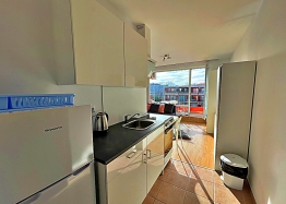 Студія з видом на басейн у великому комплексі. Фото 2 Студія з видом на басейн у великому комплексі. Фото 2