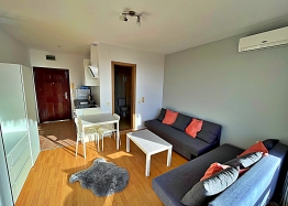 Студія з видом на басейн у великому комплексі. Фото 9 Студія з видом на басейн у великому комплексі. Фото 9