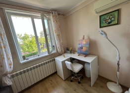 Отличный дом с тремя спальнями и красивым садом. Фото 21