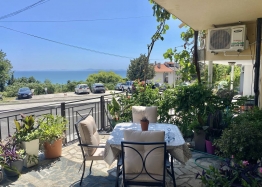 Čtyřpokojový apartmán s výhledem na moře. Foto 1