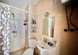 Просторная квартира в комплексе с низкой таксой поддержки. Фото 12