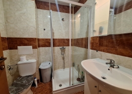 Квартира с двумя спальнями в большом комплексе. Foto 15