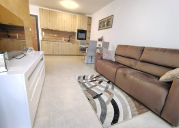 Wunderschöne Wohnung in einem privaten Gebäude mit Blick auf den Pool in einer erstklassigen neuen Anlage. Foto 1