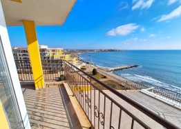 Трехкомнатная квартира с шикарным видом на море на первой линии. Фото 11