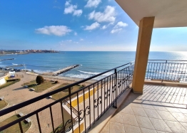 Трехкомнатная квартира с шикарным видом на море на первой линии. Фото 10