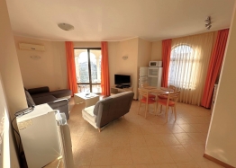 Apartment with a beautiful balcony in an excellent complex. Photo 7