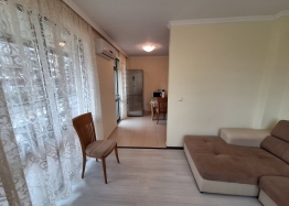 Large apartment in a quality boutique complex. Photo 8