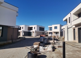 Nový dvoupokojový dům ve velkém uzavřeném komplexu s výbornou lokalitou. Foto 7