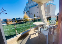 Nice apartment in a quiet place on the first line. Photo 7