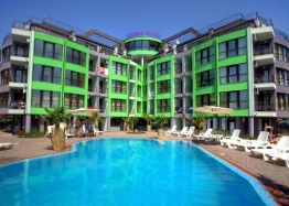 Apartment with sea view 100 meters from the beach. Photo 1