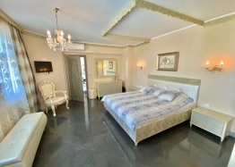 Mezonetový apartmán se 4 ložnicemi v komplexu Esteban. Foto 17