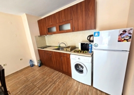 Ausgezeichnete Wohnung in einer Anlage in erster Reihe. Foto 5