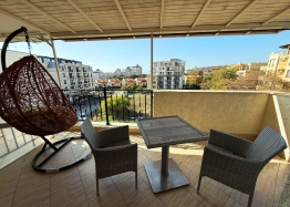 Duży dwupokojowy apartament 400 metrów od morza. Zdjęcie 6 Duży dwupokojowy apartament 400 metrów od morza. Zdjęcie 6