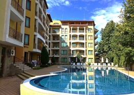 Spacious apartment 600 meters from the beach. Photo 1