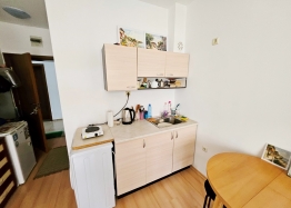 Praktický studiový apartmán ve velkém komplexu. Foto 7