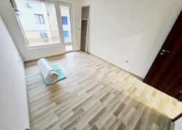 Large three-room apartment in Nessebar. Photo 13