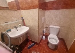 Dvoupokojový byt ve velkém rodinném komplexu. Foto 10