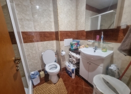 Dvoupokojový byt ve velkém rodinném komplexu. Foto 11