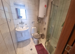 Three-room apartment with pool view in excellent complex. Photo 14