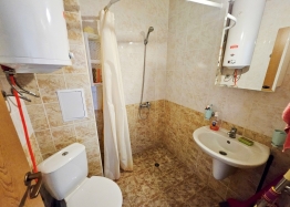 Prostorný apartmán s výhledem na bazén. Foto 6