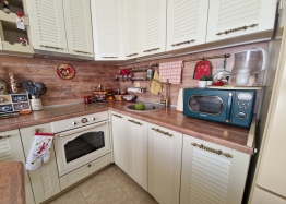 Neu möblierte Wohnung in einer schönen Anlage. Foto 9