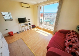 Studio apartment in a large family complex on the coast. Photo 3