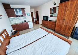 Prostorné studio na druhém pobřeží. Foto 12