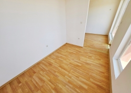 Two-room apartment on the coast at an attractive price. Photo 5