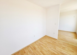 Two-room apartment on the coast at an attractive price. Photo 6