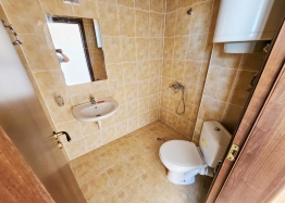 Two-room apartment on the coast at an attractive price. Photo 15