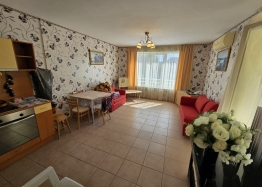 Dvoupokojový apartmán v útulném komplexu na pobřeží. Foto 4