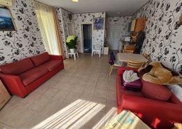 Dvoupokojový apartmán v útulném komplexu na pobřeží. Foto 3