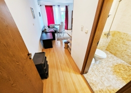 Zweizimmerwohnung in einer großen Anlage. Foto 11