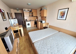 Útulné studio v Nesebaru na první linii. Foto 3