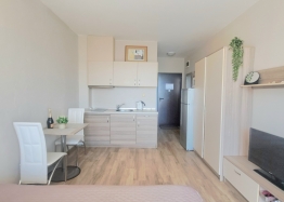 Studio in the Sorrento Sole Mare complex, Sveti Vlas. Photo 2