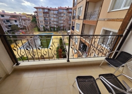 Apartment with a pool view, 100 meters from the sea. Photo 11