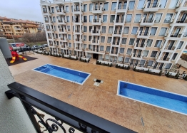 Wunderschöne Wohnung in einem privaten Gebäude mit Blick auf den Pool in einer erstklassigen neuen Anlage. Foto 6