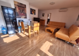 Geräumige Wohnung in einer großen, wunderschönen Wellnessanlage. Foto 9