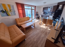 Geräumige Wohnung in einer großen, wunderschönen Wellnessanlage. Foto 11