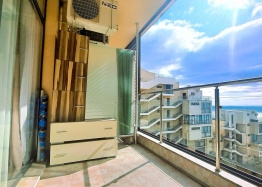 Two-room apartment with a magnificent sea view!. Photo 12