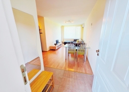 Großzügige Wohnung mit herrlicher Aussicht in einer exzellenten Anlage. Foto 18
