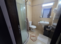 Geräumige Wohnung in einer guten Wohnanlage. Foto 14