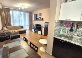 Недорога квартира на першій лінії у великому комплексі. Фото 12 Недорога квартира на першій лінії у великому комплексі. Фото 12