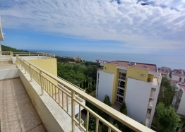 Large apartment with sea view!. Photo 17