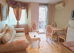 Beautiful apartment on the first line with sea views. Photo 2