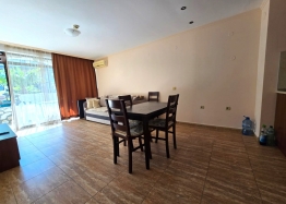 Ausgezeichnete Wohnung in einer Anlage in erster Reihe. Foto 4